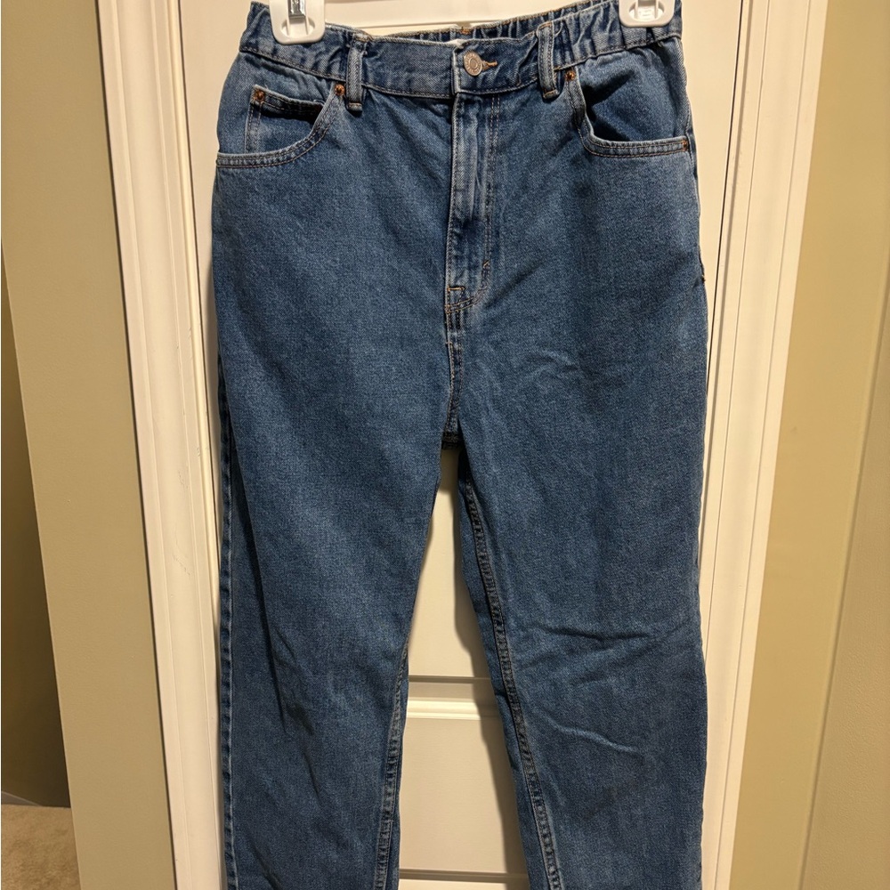 Pull&Bear Women's Denim Jeans, size 6, high rise, straight legged.